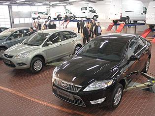 Piaţa auto clujeană a ajuns la jumătate faţă de anul trecut 