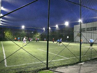 Fotbal “pe sintetic”, doar între 7.00 şi 22.00       