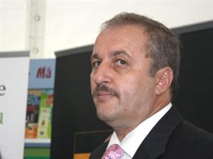 Dâncu s-a săturat de “sinecurişti formataţi pe funcţii”   