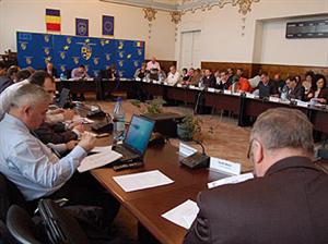 ADMINISTRAŢIE. Fără risipă la electricitate şi toner pentru angajaţii CJ Cluj