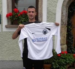 FOTBAL. Izvoranu a semnat pentru trei ani cu 