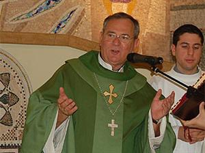 A fost decapitată, simbolic, Biserica din Turcia