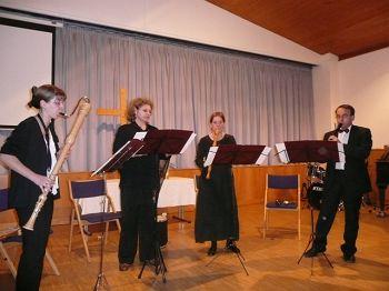 CULTURĂ. Cursuri de luterie şi concerte de muzică barocă pe bani europeni