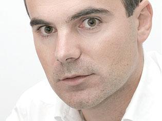 Pericolele îl pândesc pe Boc