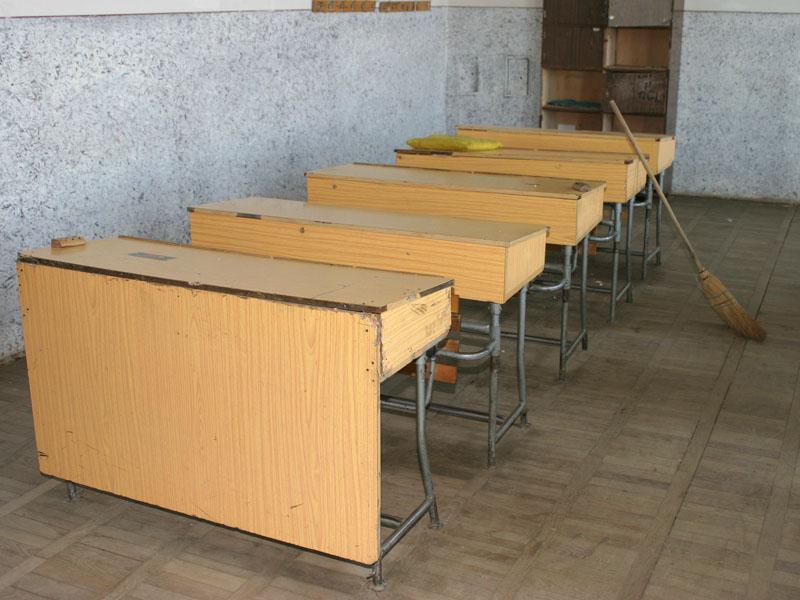 O treime din şcolile clujene, fără autorizaţii sanitare   