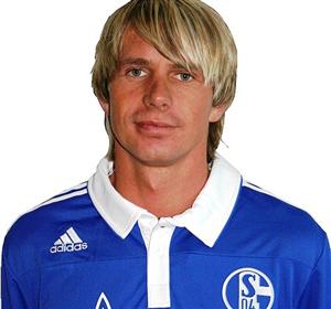Deac, numărul 27 la Schalke. Vezi foto