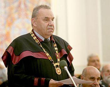 Rectorul UBB, Doctor Honoris Causa al Universităţilor din Bălţi (Moldova) şi Alba-Iulia