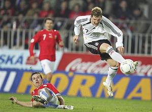 Antrenorul CFR-ului: Schweinsteiger e cel mai bun mijlocaş din lume în acest moment