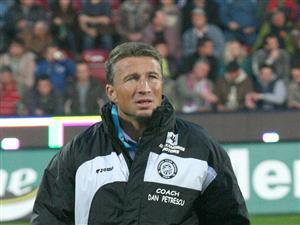 Dan Petrescu ar veni la CFR pentru un salariu de 1,2 milioane. Vezi ce pretenţii mai are