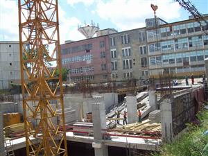Constructorii: piaţa îşi revine numai începând din 2012