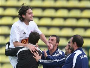 Bazzi a semnat cu “U”. Se pregăteşte Popa?