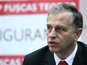 Geoană, suspendat pentru că “a pierdut şi tot el e cu gura mare”
