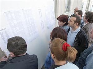 Scade şomajul la Cluj: 4,88% în decembrie