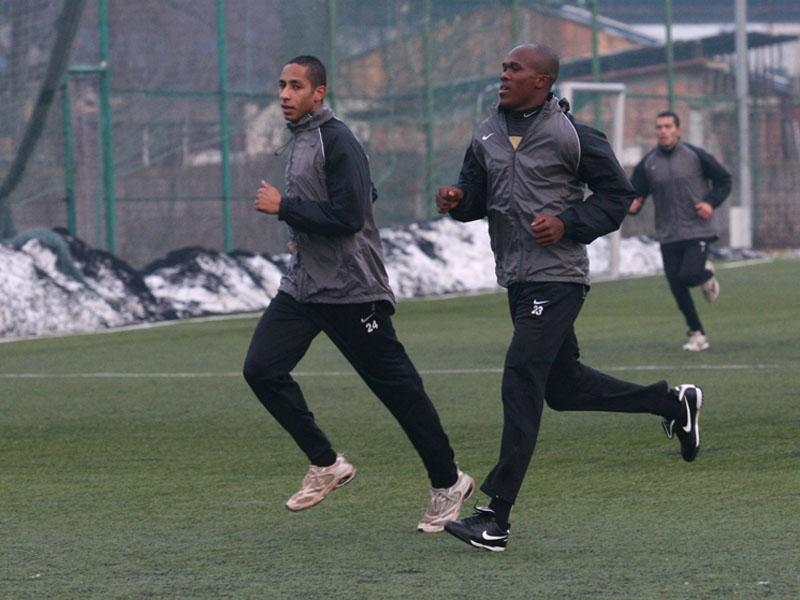 Un nigerian de 21 de ani, pariul lui “U” pentru retur