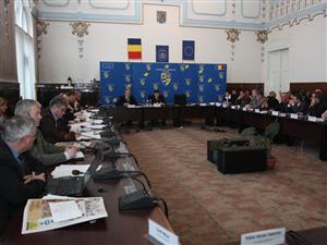 Primăriile vor să împrumute bani de la consiliul judeţean 