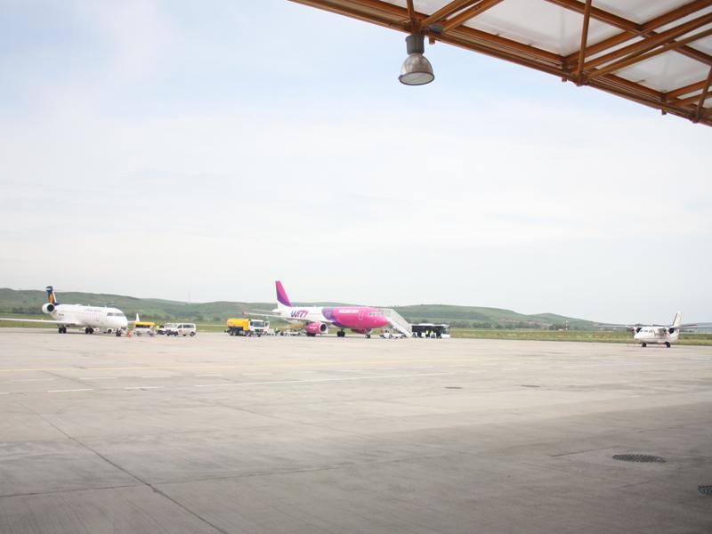 Licitaţia pentru noua pistă a aeroportului, relansată         