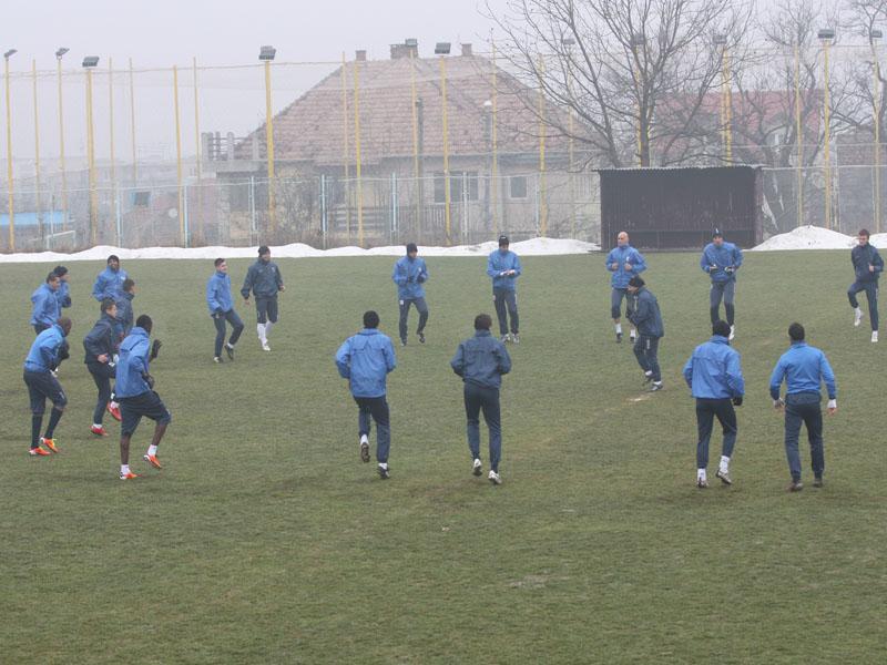 Lotul CFR-ului pleacă vineri din Cluj, pentru meciul cu Brăneşti.