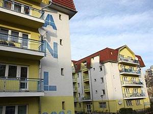 191 de persoane solicită locuinţe ANL, în 2011. Momentan, însă, Primăria nu are niciun apartament disponibil