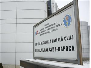 Şeful Vămii Cluj reţinut pentru luare de mită