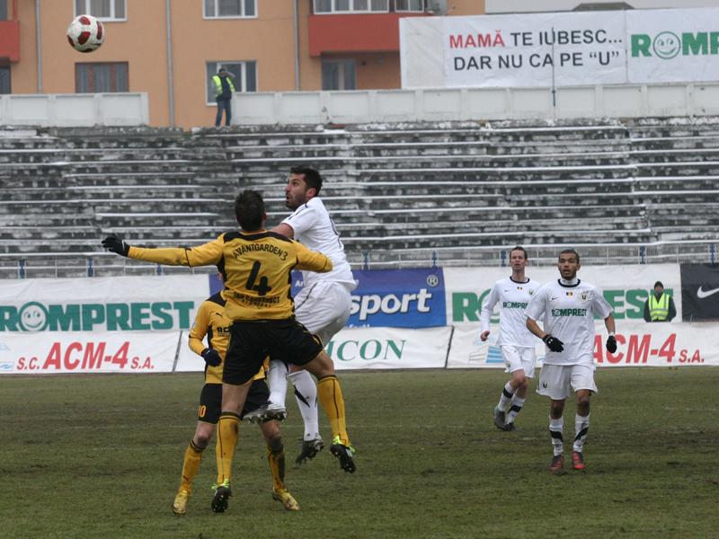 “Studenţii”, examen cu Dinamo. Meciul va fi LIVE TEXT pe ziuadecj.ro, de la 20.30