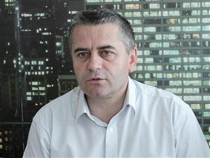 Mircia Giurgiu către LPF: Solicitaţi operatorilor TV să ofere un pachet cu meciurile din Liga I, cu 10 lei/lună