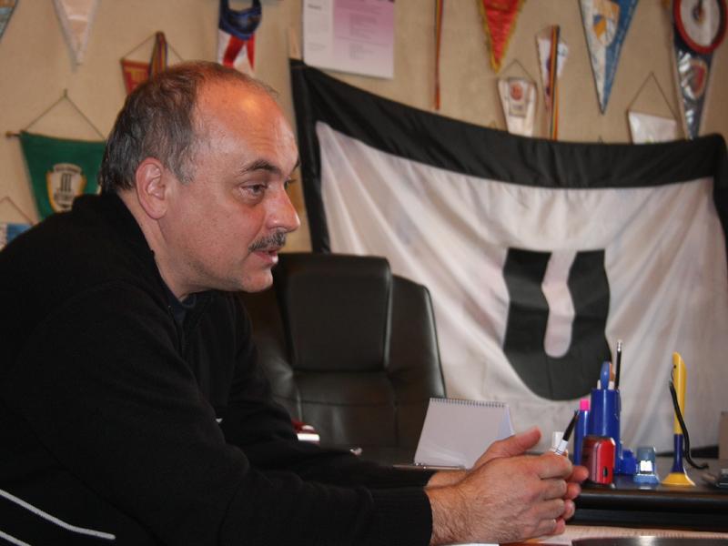 CS “U” a împărţit milionul primit de la primărie