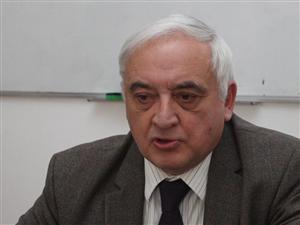 Piso ar putea fi pensionat în câteva săptămâni