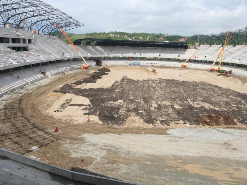 Philips montează tabelele de marcaj gigante pe Cluj Arena     