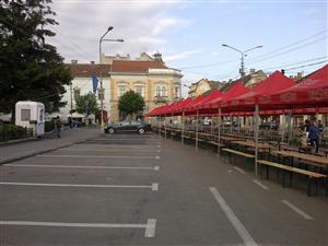 Parcarea din Piaţa Unirii se închide pentru Zilele Clujului