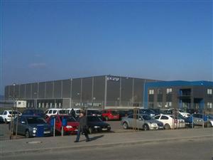 Mai mulţi salariaţi temporari