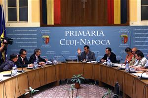 Gropile îi costă. E.On Gaz a spart 899 străzi şi a investit 23 milioane de lei în modernizări