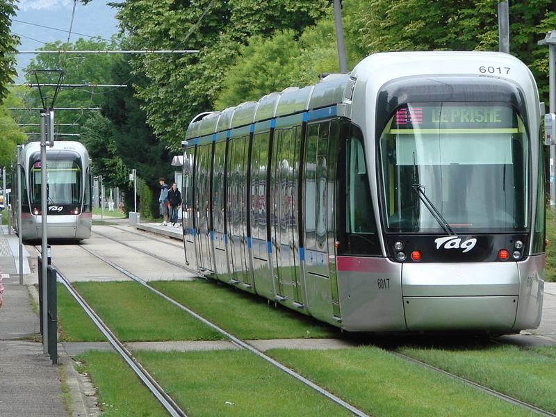 6 tramvaie cu 7,2 milioane de euro. Cine va câştiga: Bombardier, Alstom, Siemens, CAF sau Skoda?