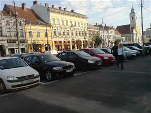 Piaţă volantă de legume, de sâmbătă în piaţa Unirii