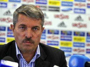 Șeful arbitrilor din fotbal, Vasile Avram, ridicat de DNA