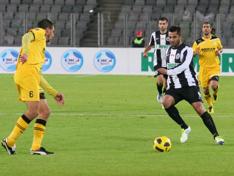 “U” a plecat la Târgu-Jiu fără Claudiu Niculescu, menajat pentru Dinamo