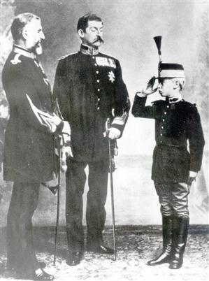 La aniversarea regelui Mihai, expoziţie a familiei regale în uniformă, la Cluj. Vezi unde o poţi vizita FOTO