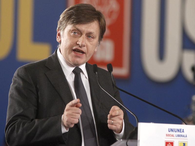 Crin Antonescu: “UDMR, aripa maghiară a PDL”