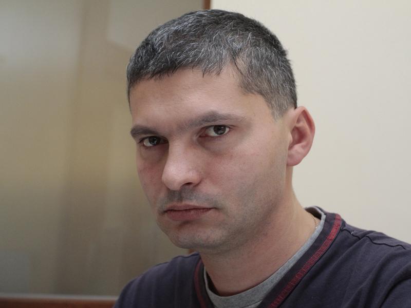 Aruncaţi gunoiul!