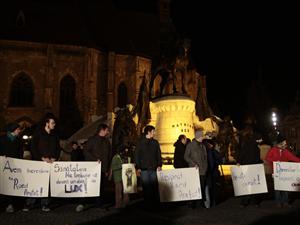 Miting în centrul Clujului: “Respect pentru Raed Arafat!”