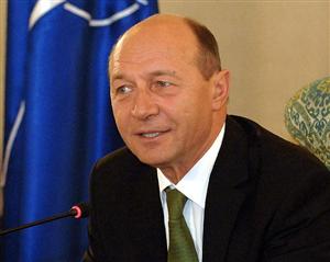 Băsescu ar considera că protestele reprezintă o mişcare socială urmare a măsurilor de austeritate