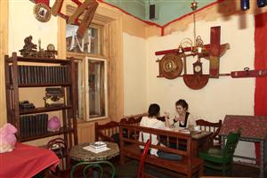 Unde ieşim: Insomnia, cafeneaua boemă a Clujului