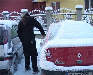 Clujul, sub zăpadă. Autorităţile locale au făcut cu greu faţă ninsorilor VIDEO