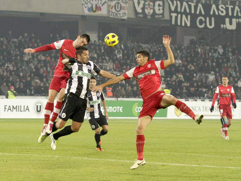 La 35 de ani, “Clau-gol” nu dezarmează: “Mă simt excelent, «U» va ajunge în Europa”