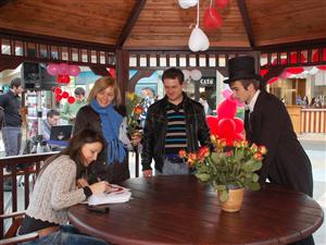 Căsătorii pentru o zi în mallurile clujene de Valentine’s Day