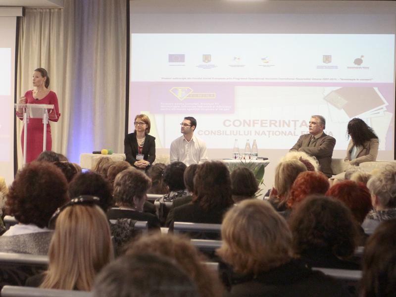 Femeile, discriminate din cauza maternităţii