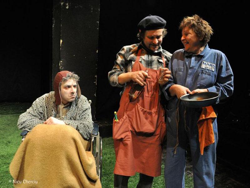 Dramaturgii clujeni ies la rampă