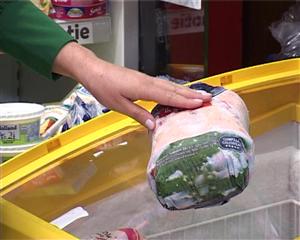 Tone de carne expirată, gata să fie pusă în vânzare la Cluj VIDEO