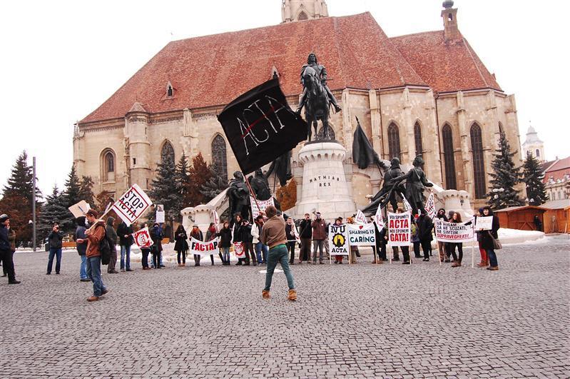 Clujenii nu se lasă. Un nou protest împotriva ACTA la Cluj, pe 31 martie