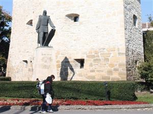 Doctoranzii de la UAD expun la Bastionul Croitorilor, vernisează expoziţia mâine. Accesul e gratis