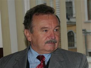 Rectorii clujeni inaugurează un campionat de fotbal